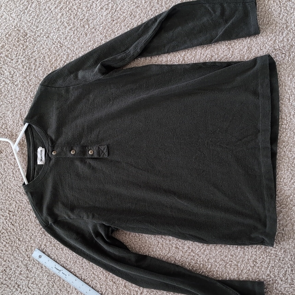 Taylor Stitch Olive Green Long-Sleeve Henley Button-Down Shirt